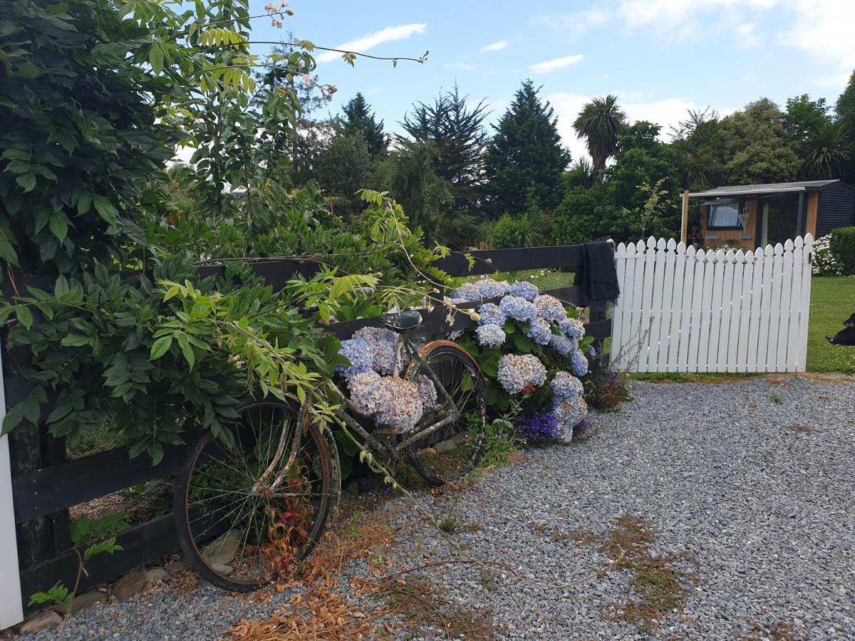 Cabins On Tudor Bed & Breakfast Motueka Exterior foto