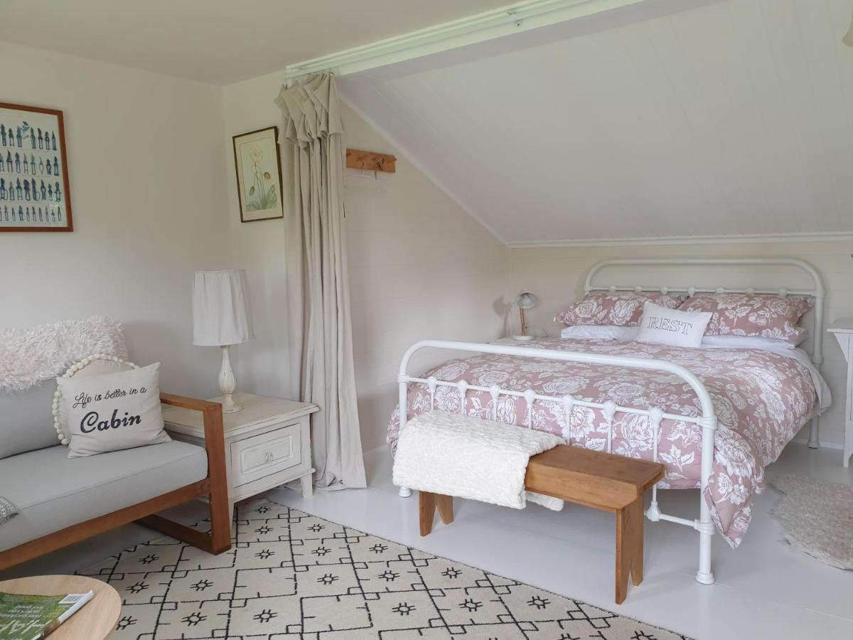 Cabins On Tudor Bed & Breakfast Motueka Exterior foto