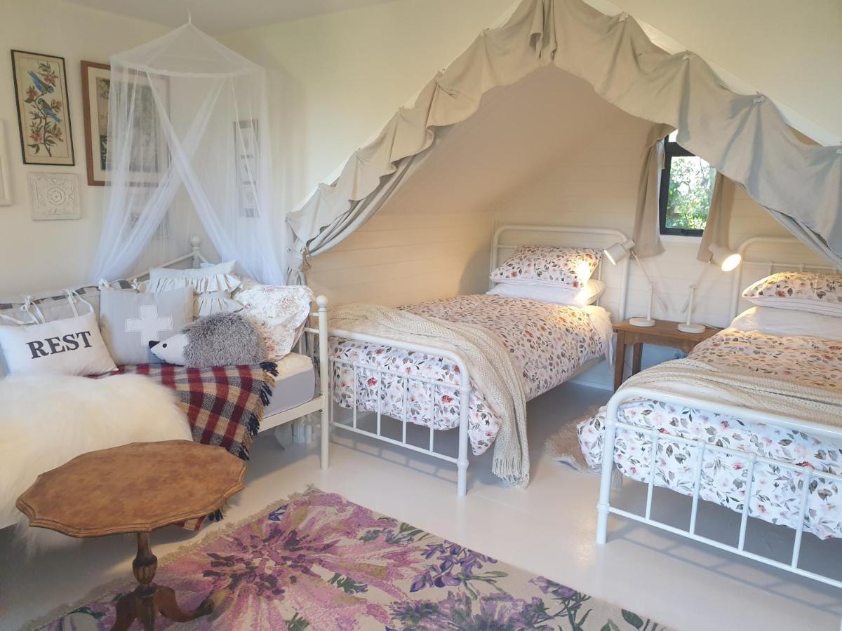 Cabins On Tudor Bed & Breakfast Motueka Exterior foto
